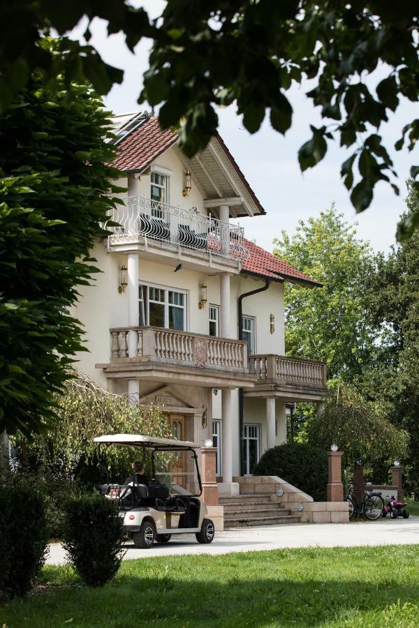 Gestuet Kaiserhof Apartment Legelshurst Exterior photo